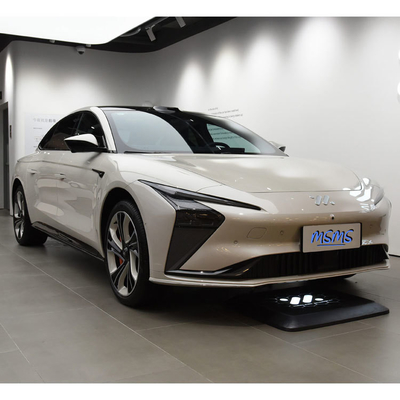 Zhiji IM L7 5 Seats Electric Car with 708Km Range Lithium Iron Phosphate Battery Made