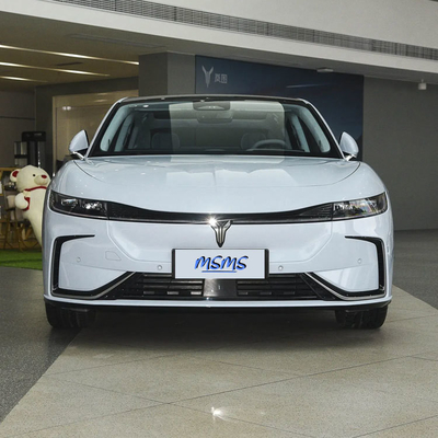 2023 Voyah PHEV Midsize Car with 580km Range and 4-Door 5-Seater SUV Body Structure