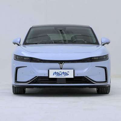 2023 Voyah PHEV Midsize Car with 580km Range and 4-Door 5-Seater SUV Body Structure